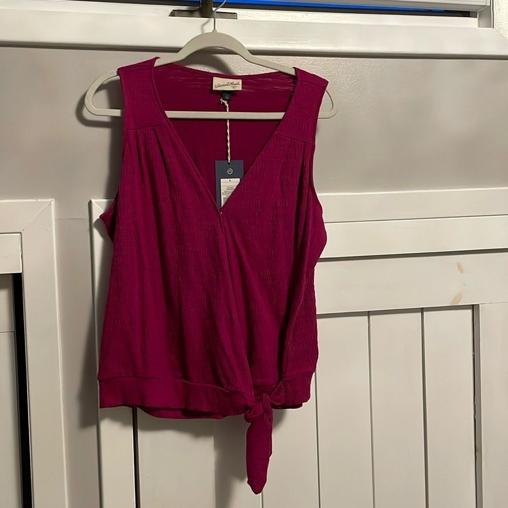 NWT Universal thread top size L